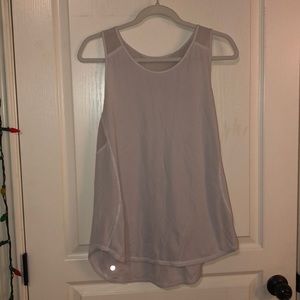 white lululemon work out tank